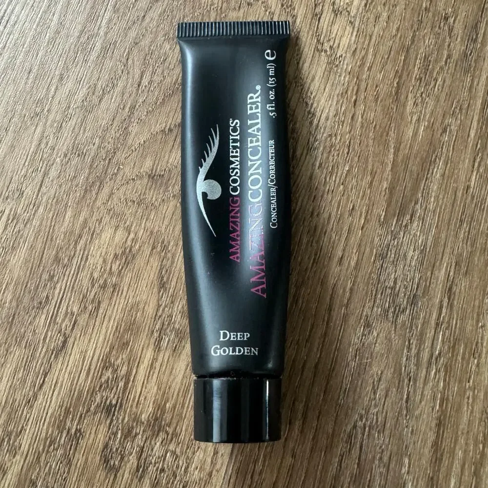 Amazing Cosmetics Amazing Concealer in Deep Golden